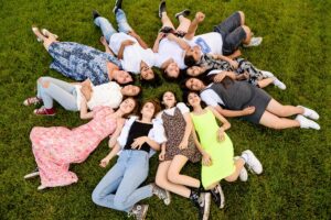 Anul trecut, Touched Romania, cu sprijinul parțial al United Way România, au ajutat 112 mame, tineri și copii